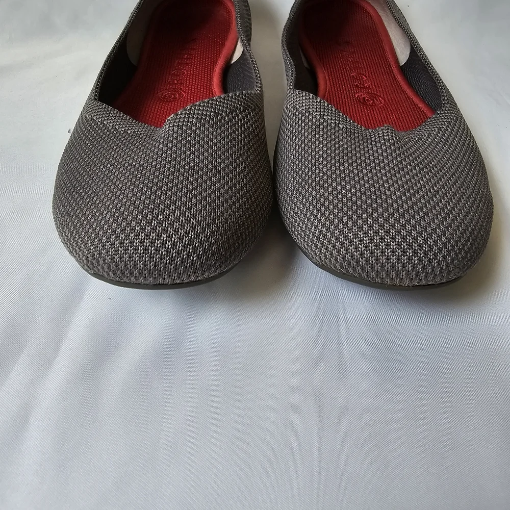Rothy's  Round Toe Ballet Flat Shoe in Charcoal Washable 9,5